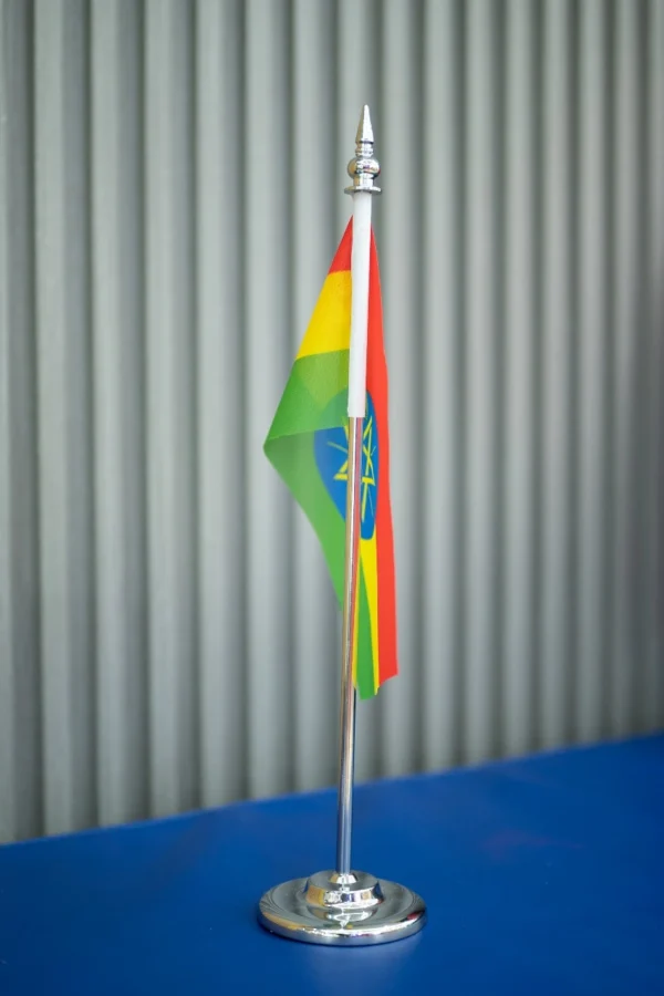 Single Table Flag Pole A3 Size Lightweight Heavy Gold Silver Nairobi | Call / WhatsApp 0119383838 | Credible Point