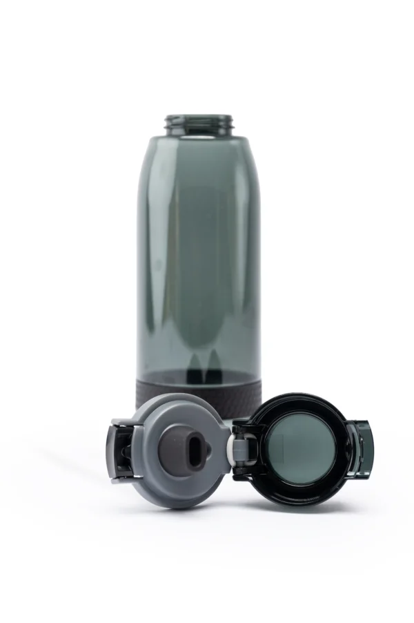 620ml Plastic Bottles Black Blue Compact Lightweight Nairobi | Call / WhatsApp 0119383838 | Credible Point