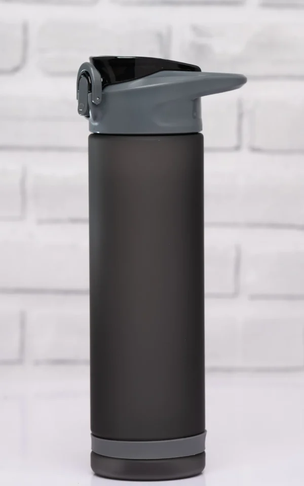 850ml Plastic Water Bottles Matte Blue Grey Flip-Top Spout Nairobi | Call / WhatsApp 0119383838 | Credible Point