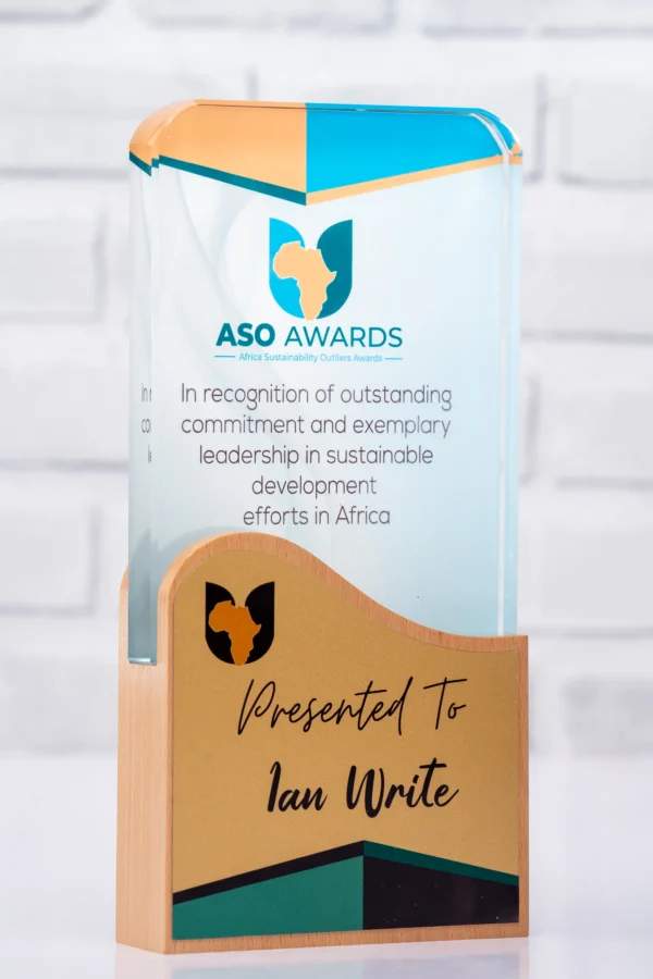 Crystal Glass Award Plaque Wooden Base UV Printed 4000 Nairobi | Call / WhatsApp 0119383838 | Credible Point