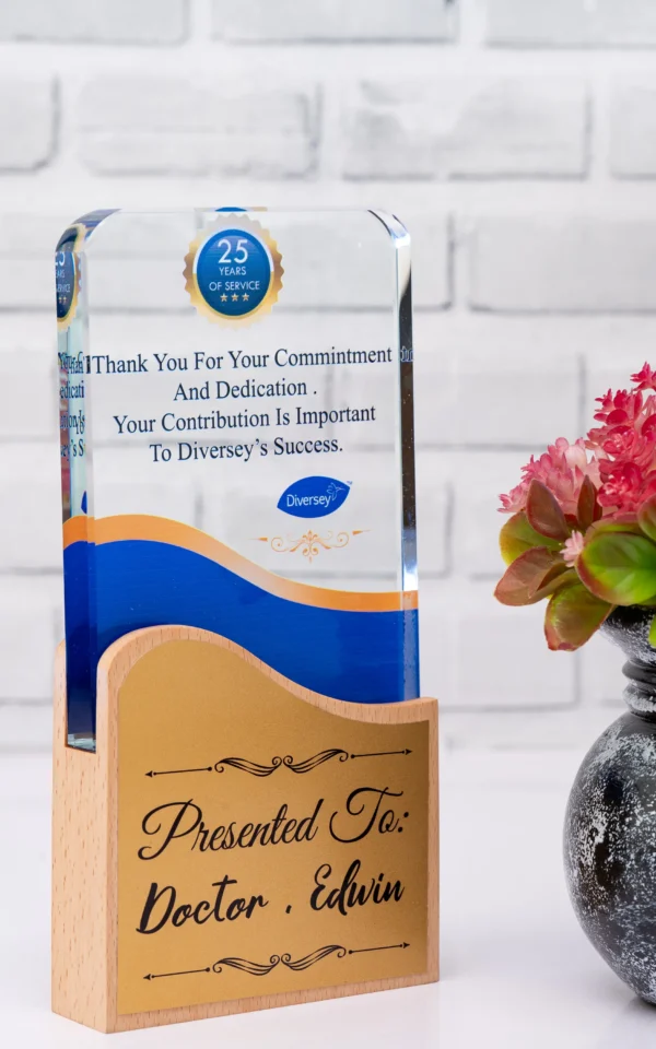 Crystal Glass Award Plaque Wooden Base UV Printed 4000 Nairobi | Call / WhatsApp 0119383838 | Credible Point