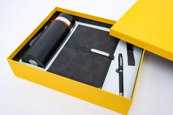 Fancy Gift Set Flask Notebook Pen Keyholder Nairobi | Call / WhatsApp 0119383838 | Credible Point