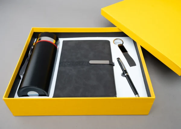 Fancy Gift Set Flask Notebook Pen Keyholder Nairobi | Call / WhatsApp 0119383838 | Credible Point