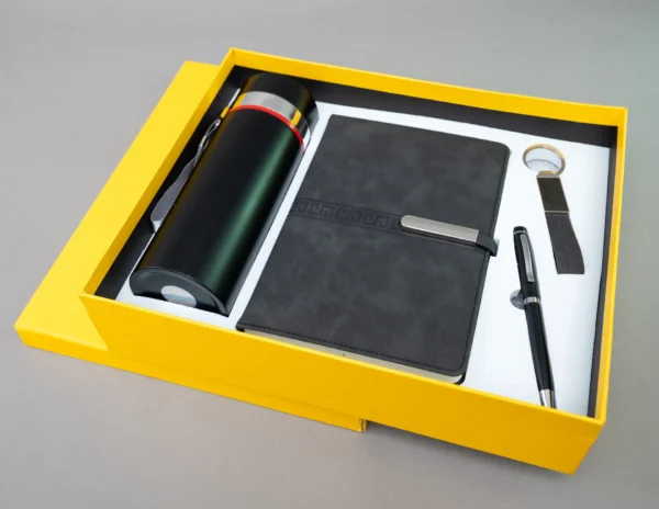Fancy Gift Set Flask Notebook Pen Keyholder Nairobi | Call / WhatsApp 0119383838 | Credible Point
