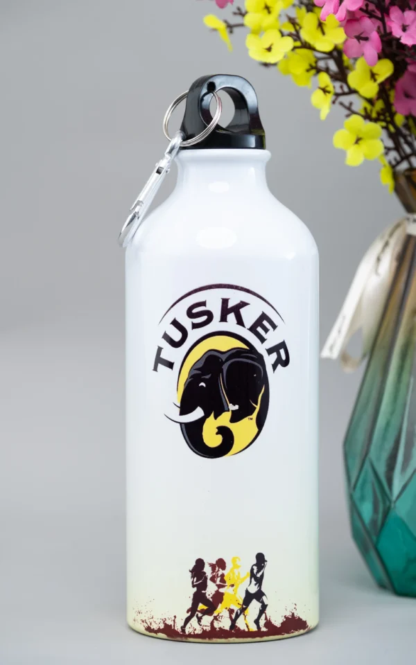 Kids Aluminium Bottles 620ml Blue Cyan Yellow Pink White Nairobi | Call / WhatsApp 0119383838 | Credible Point