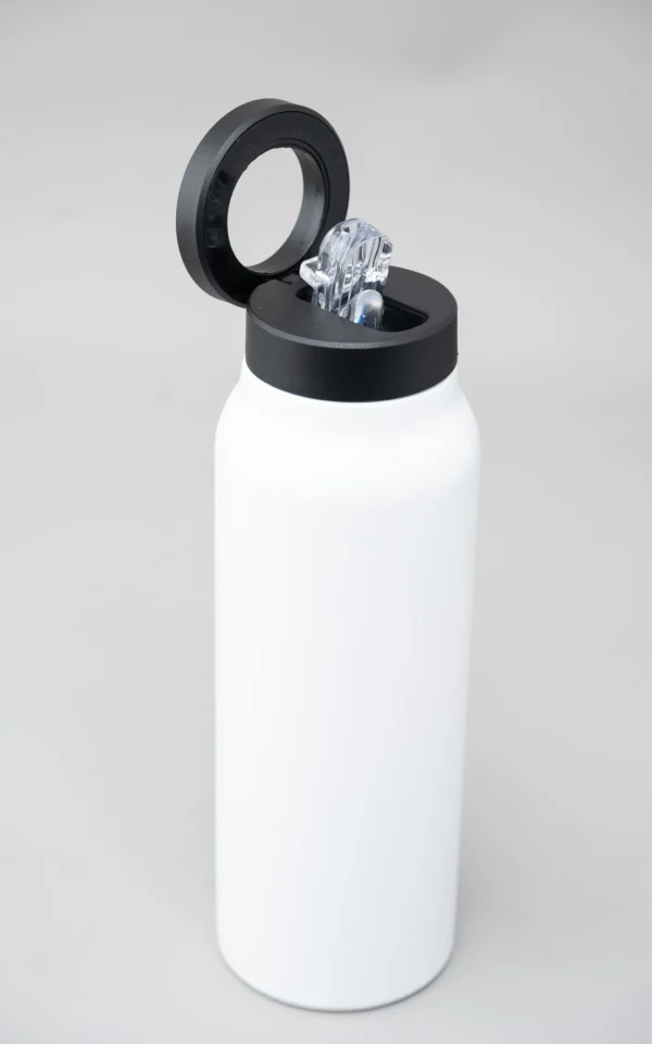 Magnetic Flasks 750ml Phone Holder Hydration Tech Nairobi | Call / WhatsApp 0119383838 | Credible Point
