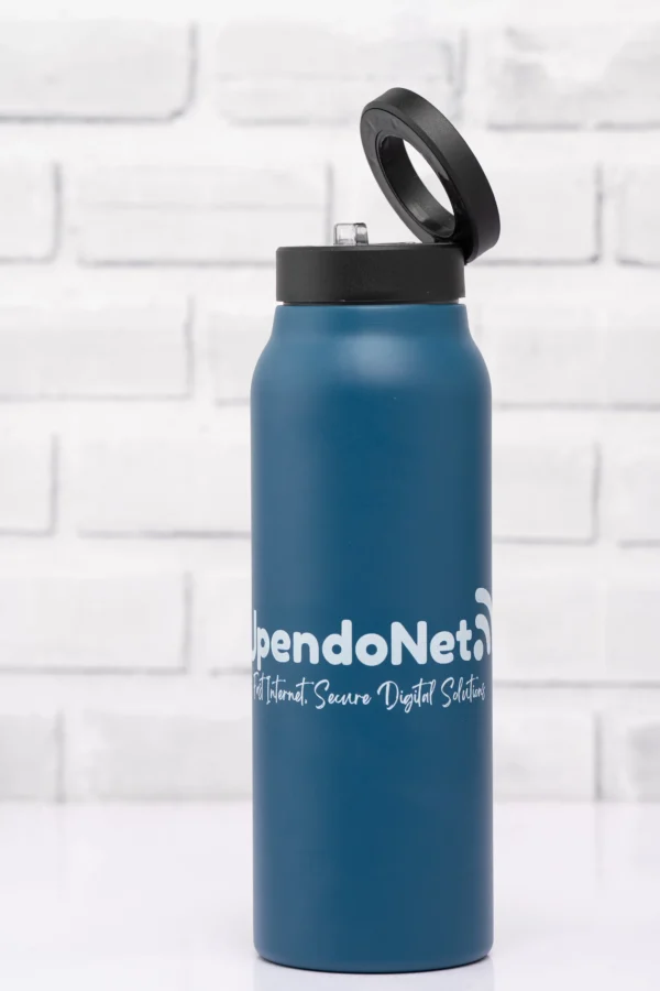 Magnetic Flasks 750ml Phone Holder Hydration Tech Nairobi | Call / WhatsApp 0119383838 | Credible Point