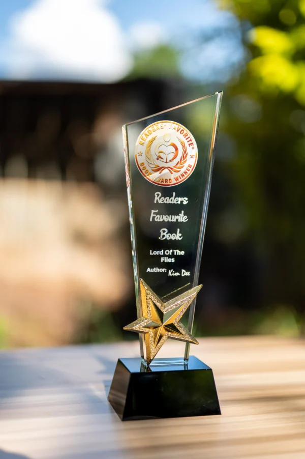 Star Awards Glass Crystal Gold Star Accent Black Base Nairobi Call WhatsApp 0119383838 Credible Point