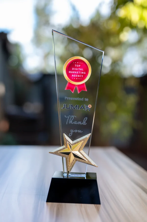 Star Awards Glass Crystal Gold Star Accent Black Base Nairobi Call WhatsApp 0119383838 Credible Point