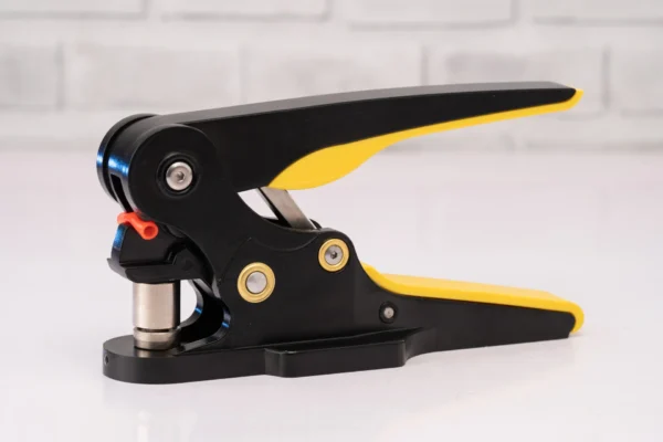 Hand Press Heavy Duty Grommet Tool Kit Nairobi | Call / WhatsApp 0119383838 | Credible Point