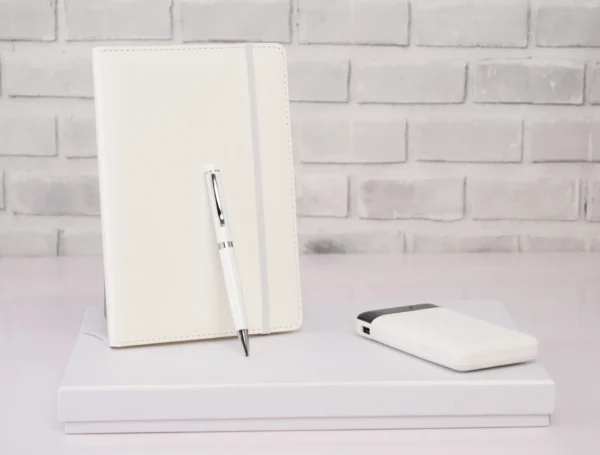 White 3-in-1 Power Gift Set Notebook Pen 10000mAh Powerbank Blue White Black Nairobi | Call / WhatsApp 0119383838 | Credible Point