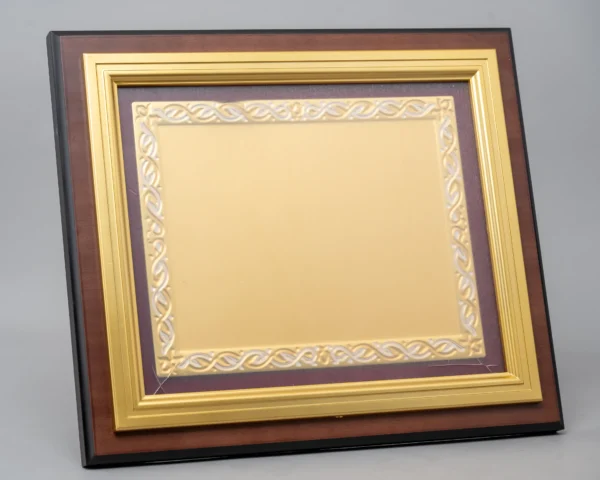 Executive Wooden Awards A3 Size 33x33cm Gold Plate Nairobi Call WhatsApp 0119383838 Credible Point